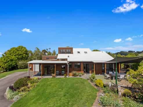 166 Braemar Road, Manawahe