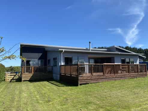 1296 Meremere Road, Ohangai