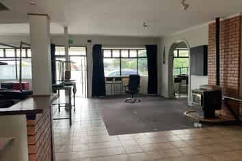 Pre-loved Pub/Restaurant