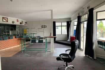 Pre-loved Pub/Restaurant