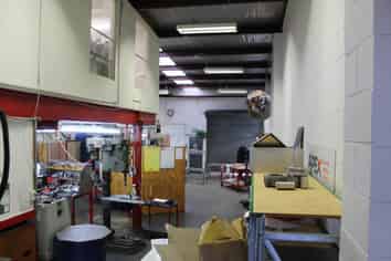 430M² CENTRAL MANUKAU INDUSTRIAL UNITS