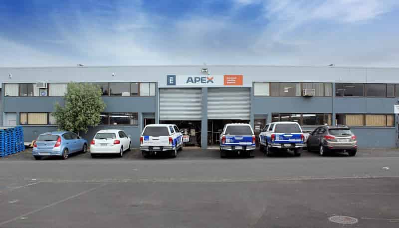 E and F/19 Norman Spencer Drive, Manukau