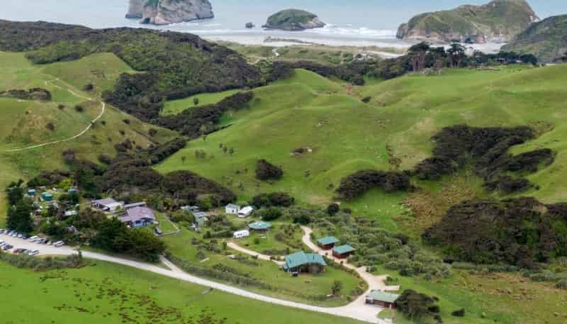 560 Wharariki Road, Collingwood