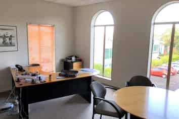 APOLLO DRIVE WITH DATA CENTRE ROOM