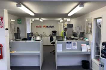 860sqm Industrial with Yard - Burnside