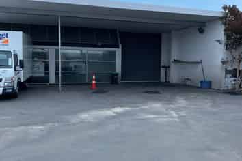 860sqm Industrial with Yard - Burnside