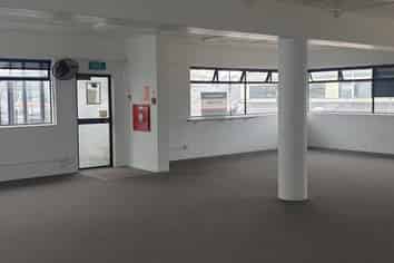 Large office, stones throw from the beach