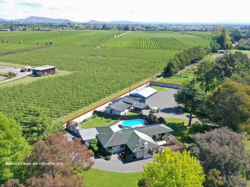 16 Saint Georges Road, Karamu