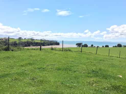 28 Opoia Drive, Awhitu