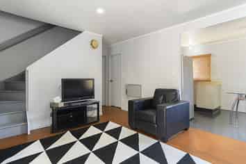 42A, C, D, Olivine Street, Poike