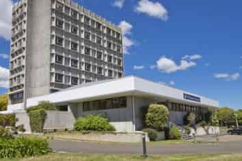 Stunning views, exceptional location