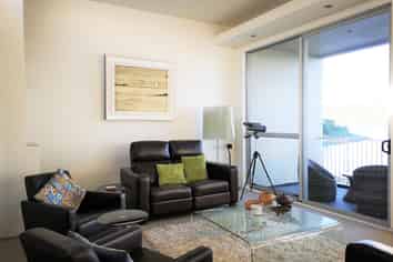 10/305 Evans Bay Parade, Hataitai