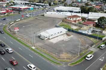 Prime Corner Site - Yard for Lease