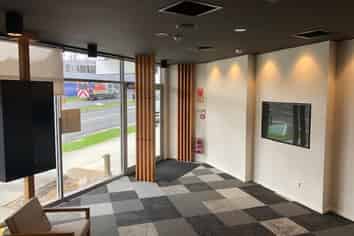 Profile Plus! Huge corner exposure