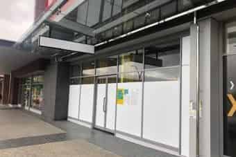 Well located retail in popular centre