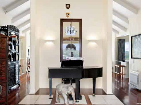 335 Aucks Road, Russell