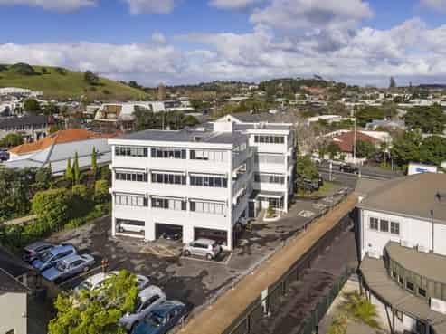 Penthouse Medical Suite. Remuera Medical Chambers