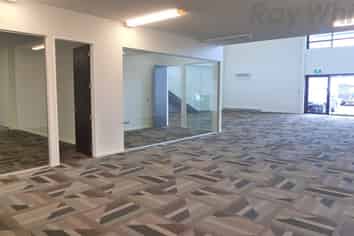 Office/Retail Available on Blenheim Rd