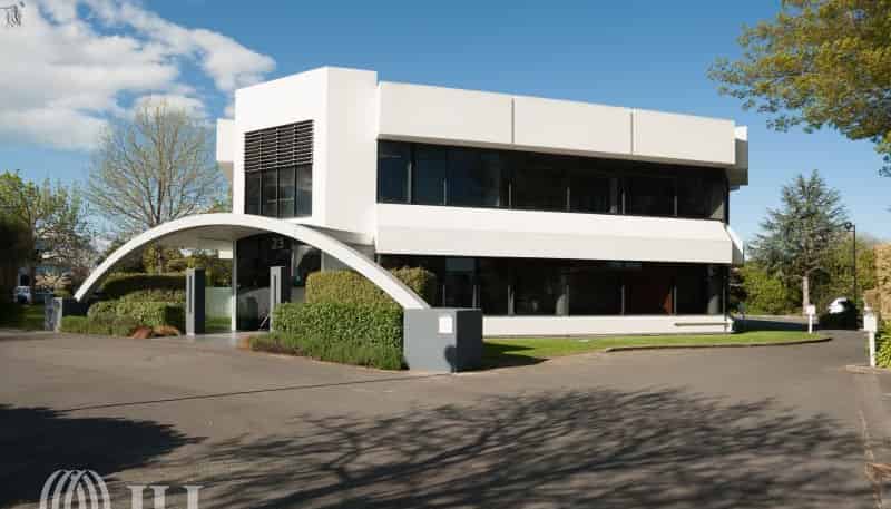 First Floo/23 Sir William Pickering Drive, Harewood