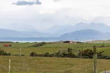 25 Thomas Road, Orepuki