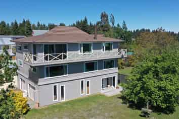 35 Murray Place, Lake Tekapo