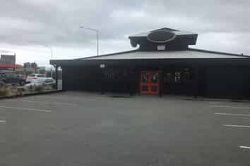 Rare Opportunity... Retail ... Hospitality ... Showroom