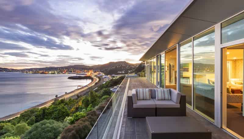 15 Sovereign Point, Kaiwharawhara