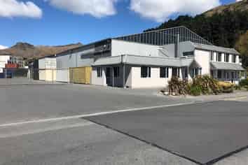 Excellent Warehouse Close To The Port