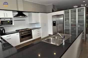 43 Coote Road, Napier Hill