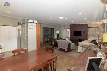 43 Coote Road, Napier Hill