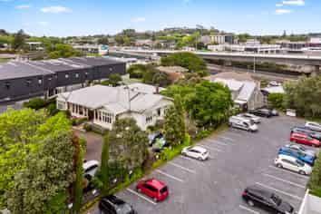 Remuera Royalty - Develop or Landbank