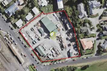 7,195sqm Contractors Yard in Central Pukekohe