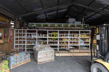 7,195sqm Contractors Yard in Central Pukekohe