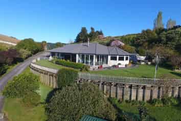 29 Manuka Drive, Whangamata