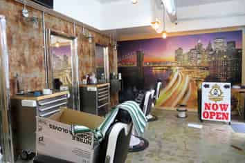 AFFORDABLE 32M² RETAIL/OFFICE