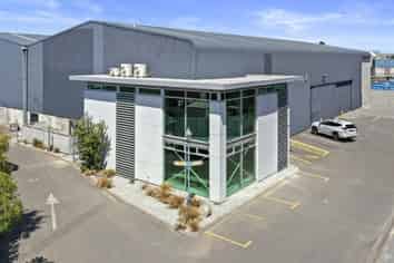 Huge 3,485 sqm Warehouse / Office Wigram