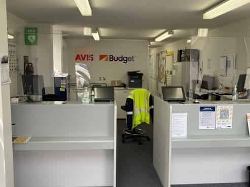 Quality workshops for lease