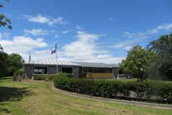 251 Collins Road, Hamilton Central