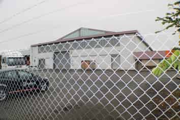 2,025m2 High Stud W/House plus Offices