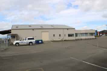 Excellent Offices, Warehouse & Car Parks