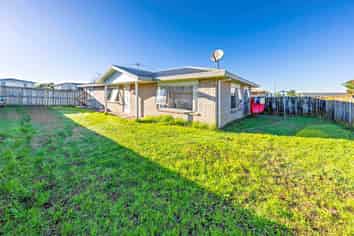 127 Shifnal Drive, Randwick Park
