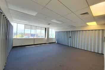 BRIGHT OFFICE SPACE WITH PLENTY OF NATURAL LIGHT