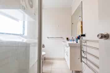 D702/176 Broadway, Newmarket