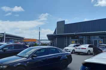 73m2 Retail Unit in Takanini Gateway