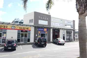 Retail in Rosedale for sale