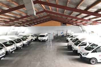 Office / Warehouse Close to Airport