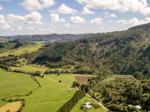 195 Kapowai Road, Whenuakite