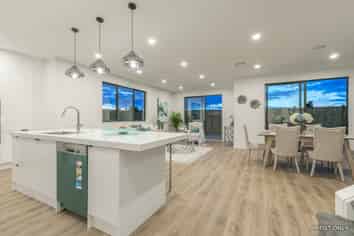 2 Kea Road, Silverdale