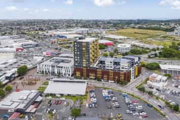 Great retail location at Lynn Mall   