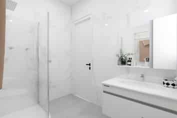 2/126 Sycamore Drive, Sunnynook